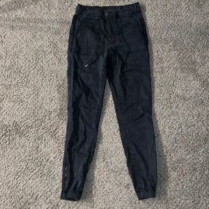 stretchy jogger type pants from american eagle
